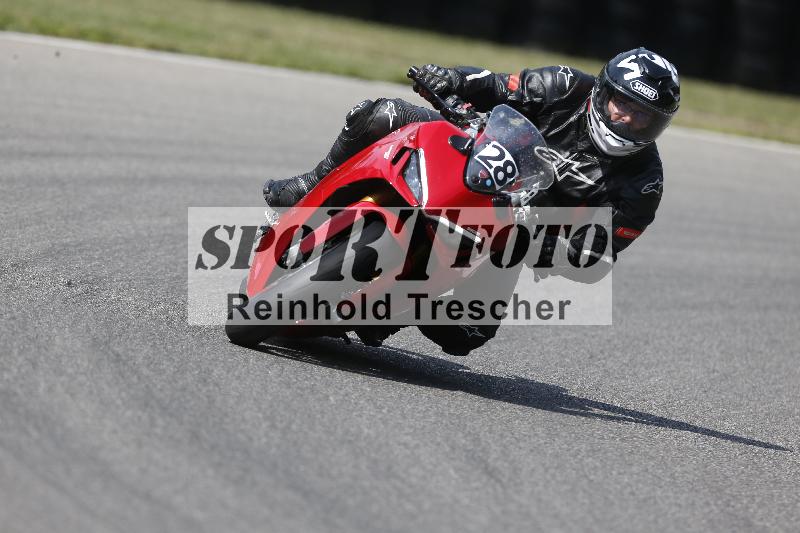 Archiv-2025/49 26.08.2025 Cornu Master School ADR/blau-bleu/28